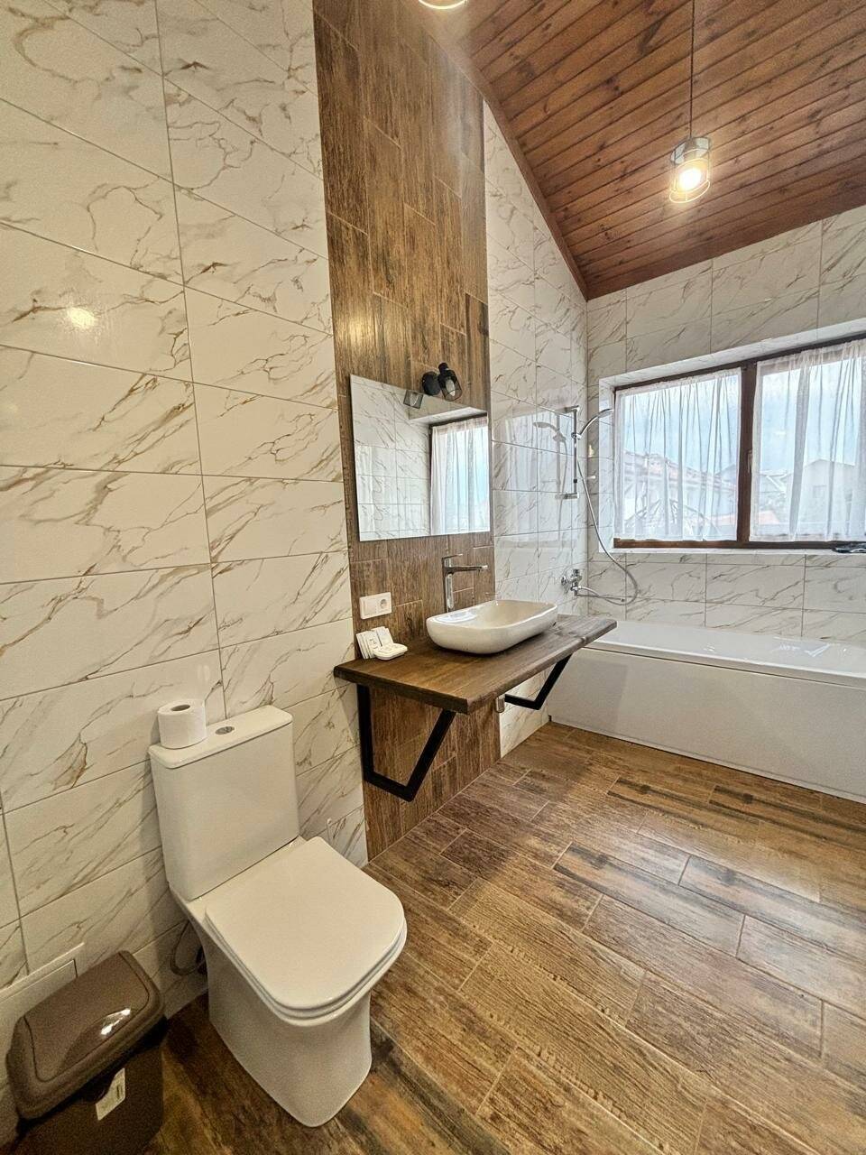 Фотографии номера Двухуровневый номер в Гостинице Барселона Судак