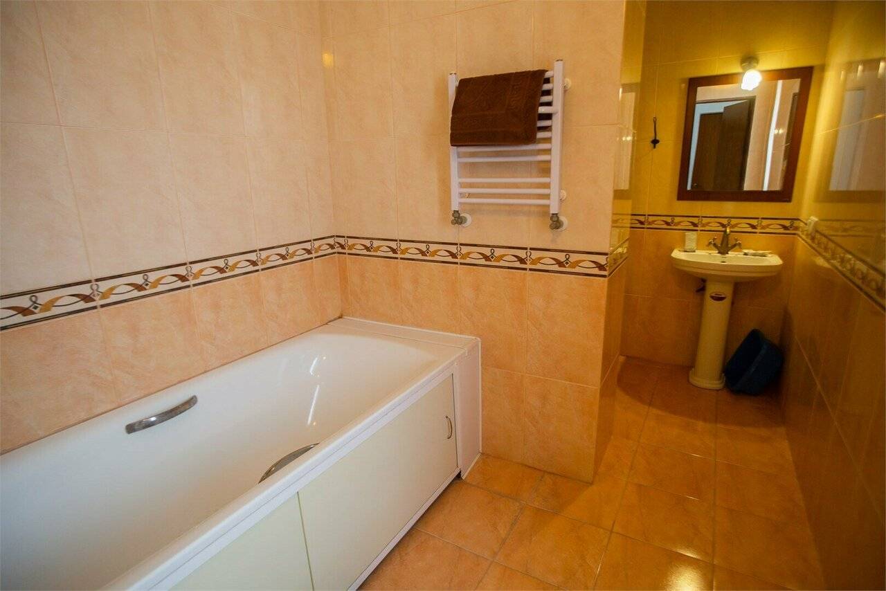 Фотографии номера Семейный Двухкомнатный Номер в Гостинице Барселона Судак