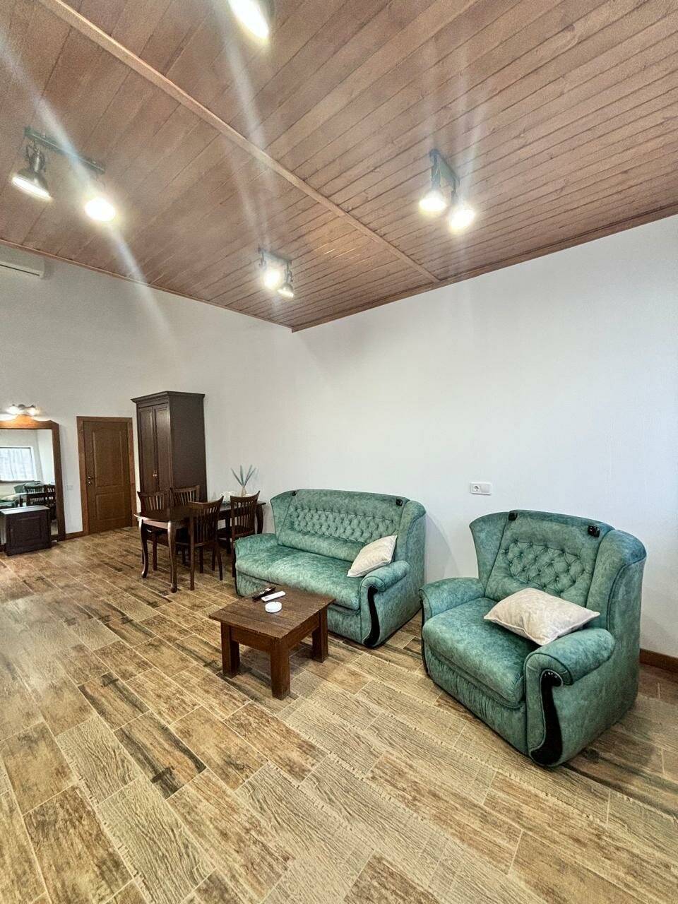 Фотографии номера Двухуровневый номер в Гостинице Барселона Судак