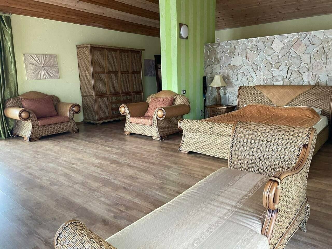 Фотографии номера Гостевой домик в Гостинице Барселона Судак